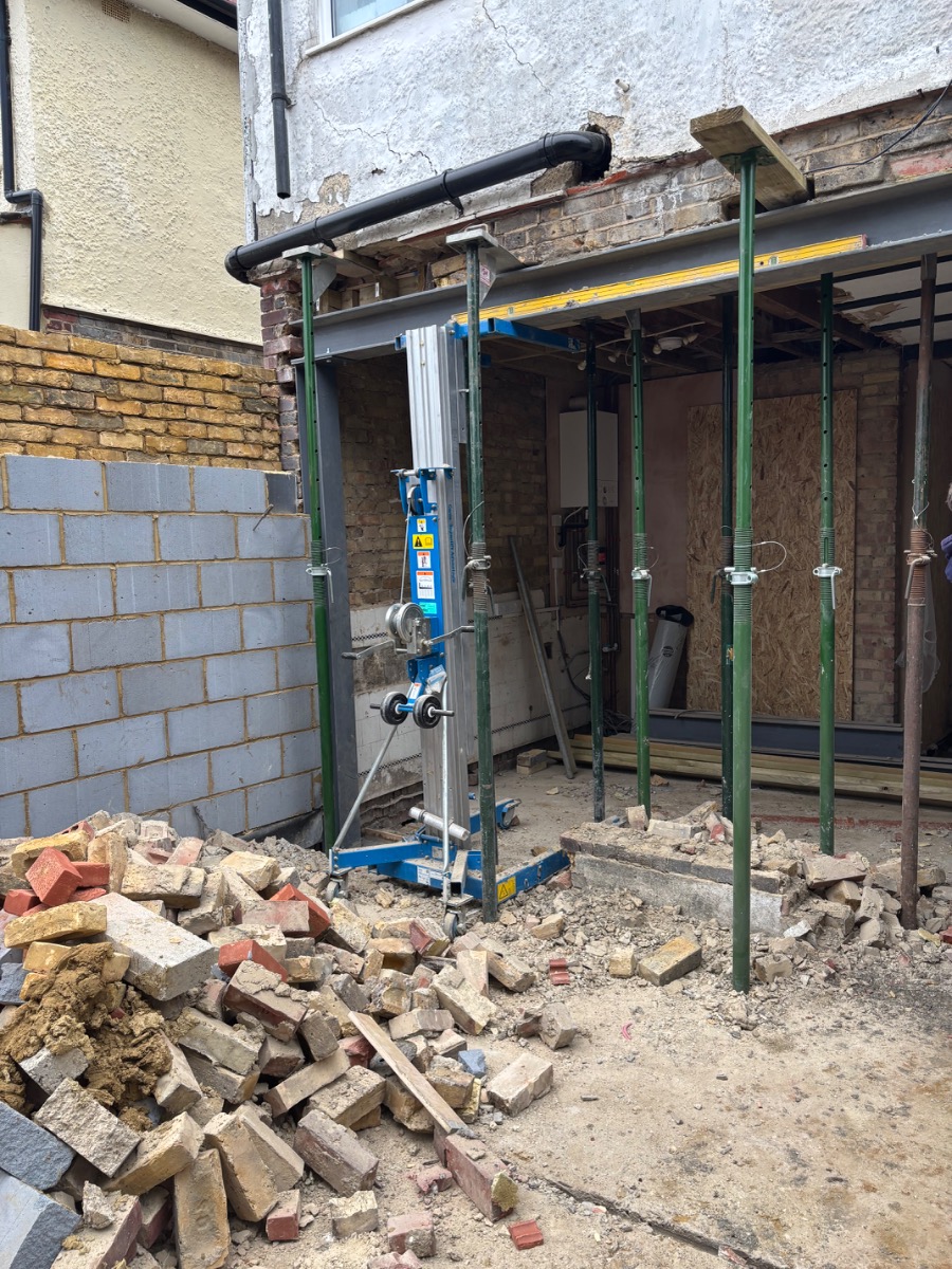 Builder: Image 5